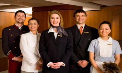 以礼仪服务破局同质化 餐厅如何用“心”赢得顾客青睐